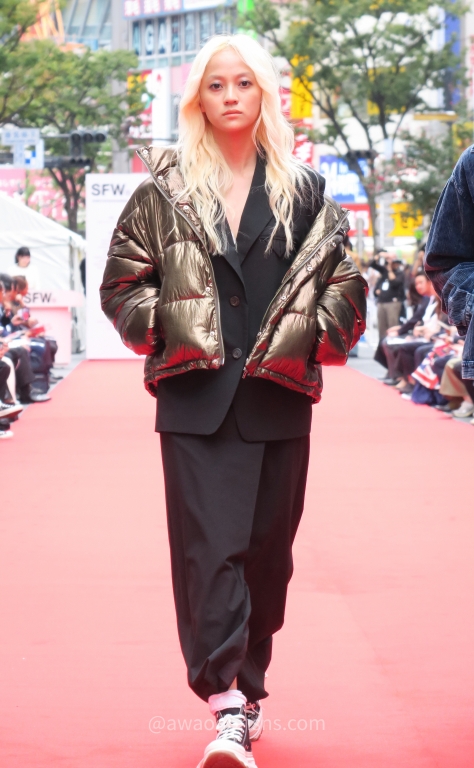 A model walking on SFW Street Runway 'Seoul Mix' Shibuya x Seoul ft. Shinsegae Hyper Ground at  Shibuya Music Scramble 2025 渋谷音楽祭 in Shibuya Tokyo
